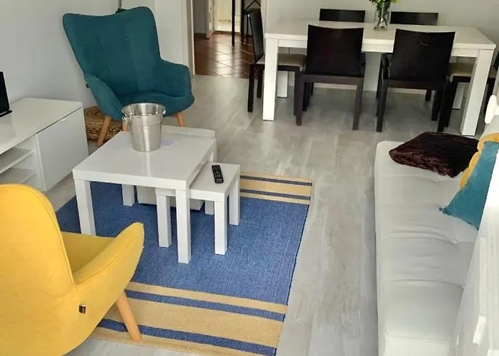 Casa Do Cao Da Do Furadouro オヴァール